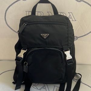 ❤️‍🔥 PRADA Cute Vintage Black Mini Backpack